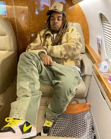 Nike Dunk High Miss Piggy worn by Wheezy on the Instagram account @wheezy