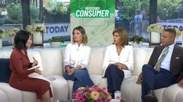 Good American Ribbed Button-Detail Midi Dress worn by Vicky Nguyen as seen in Today on September 27, 2024