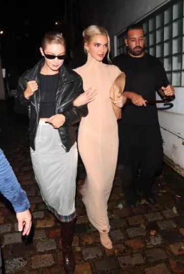 Bottega Veneta Small Drop Earrings worn by  Kendall Jenner in Paris on September 25, 2024