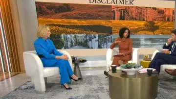 Alexander McQueen Pleated Grain De Poudre Wool Straight Leg Pants worn by Cate Blanchett as seen in CBS Mornings on September 26, 2024