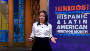 Chemise ajustée en soie Alice + Olivia Willa portée par Stephanie Ramos telle que vue dans Good Morning America le 26 septembre 2024