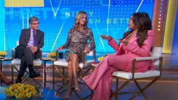 Gabriela Hearst Gavin Blazer Jacket in Watermelon worn by Niecy Nash as seen in Good Morning America on September 25, 2024