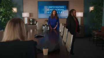 Valentino by Mario Valentino Bolso con asa superior de piel con relieve Melanie Croc usado por la Dra. Catherine Fox (Debbie Allen) como se ve en Grey's Anatomy (T21E02)