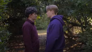 Carhartt Hooded American Script Sweatshirt in Aura worn by Nick Nelson (Kit Connor) as seen in Heartstopper (S03E04)