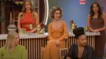 NA-KD Robe midi corset à bretelles portée par Dylan comme on le voit dans Love Is Blind (S07E01)