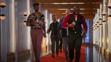 Camisa con estampado pintado de Topman usada por Ramses Prashad como se ve en Love Is Blind (S07E01)