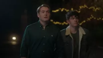 Carhartt Madison Shirt in Sycamore Tree / Wax worn by Nick Nelson (Kit Connor) as seen in Heartstopper (S03E05)