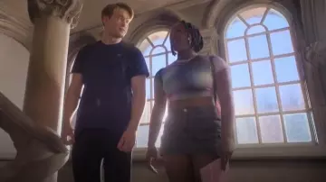 Zara Mini Cargo Skirt worn by Tara Jones (Corinna Brown) as seen in Heartstopper (S03E08)