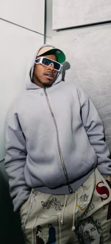 Gafas de sol Louis Vuitton White & Purple Monogram Sideway usadas por DaBaby en la cuenta de Instagram @dababy