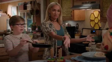 1970s Novelty Print Shirt worn by Ava (Amirah J) as seen in High Potential (S01E02)