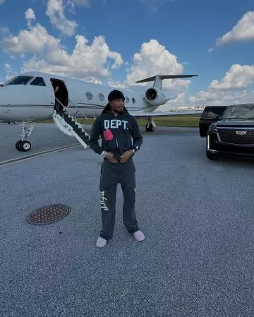 Gallery Dept. Black Gym Logo Sweatpants worn by Quavo on the Instagram account @quavohuncho