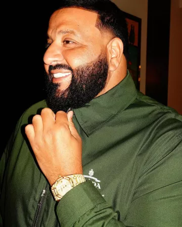 Audemars Piguet Saphirs en or jaune Royal Oak portée par DJ Khaled sur le compte Instagram @djkhaled