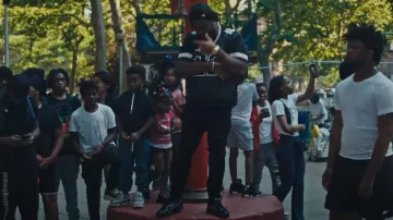 Jeans Amiri Black MX1 porté par Tee Grizzley dans Tee Grizzley - Blow for Blow (feat. J. Cole) [Official Video]
