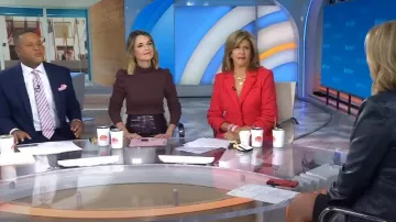 Cinq a Sept Khloé Bouclé Blazer usado por Hoda Kotb como se ve en Today el 8 de octubre de 2024