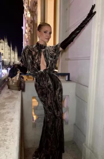 Roberto Cavalli Roar Bag worn by Leonie Hanne at Roberto Cavalli Show on September 18, 2024