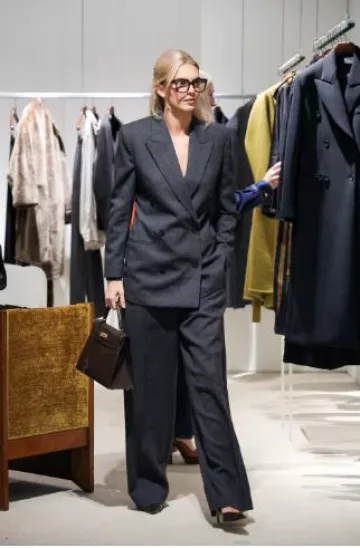 The Row Lana Pumps worn by Kendall Jenner in Paris on September 24, 2024