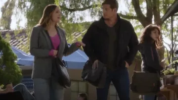 Una cucharadita de jeans Shabbies Boyfriend con cordón Shabbies Vaqueros boyfriend con cordón usados por la Dra. Jo Wilson (Camilla Luddington) como se ve en Grey's Anatomy (S21E03)