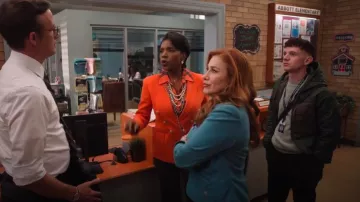 Patagonia Men's Diamond Quilted Bomber Hoody worn by Jacob Hill (Chris Perfetti) as seen in Abbott Elementary (S04E01)