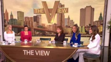 Vestido de manga larga de Proenza Schouler usado por Sara Haines visto en The View el 8 de octubre de 2024