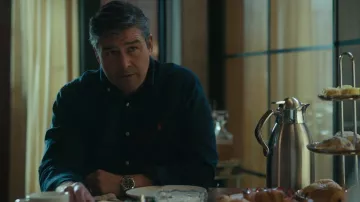 Super Pumped: The Battle for Uber Outfits: Kyle Chandler wears Omega Watch to play Bill Gurley in season 1, episode 5
