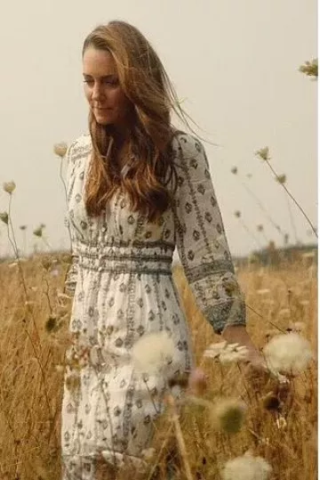 Veronica Beard Castella Robe midi Ramie à imprimé floral portée par Kate Middleton sur son post Instagram le 9 septembre 2024