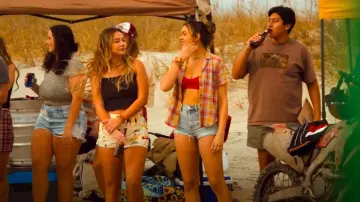 John Galt Black Belle Tank Top worn by Sarah Cameron (Madelyn Cline) as seen in Outer Banks (S04E01)