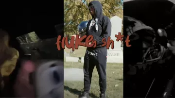 Celine Black Drawstring Logo Hoodie porté par VonOff1700 dans VonOff1700- Flukey Sh*t (Vidéo Officielle)