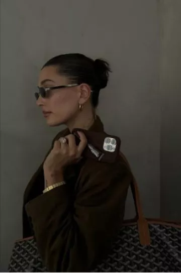 Bonnie Clyde Baby Glasses worn by Hailey Bieber on her Instagram Post on October 2, 2024