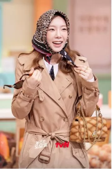 Louis Vuitton Go-14 PM worn by Taeyeon on Amazing Saturday Ep 335 on October 5, 2024