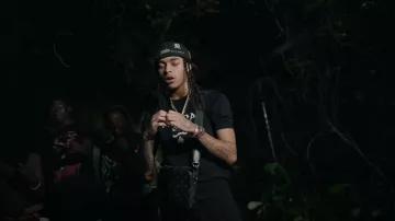 Louis Vuitton Monogram Trio Messenger Bag Noir & Gris porté par DD Osama dans DD Osama - Ingrat, ft. Lil Crix