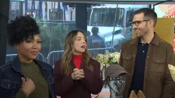 Blouson camionneur en daim Banana Republic en brun foncé porté par Preston Konrad, comme on le voit dans Today with Hoda & Jenna le 21 octobre 2024