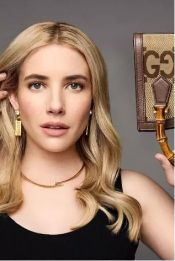 Collar Cartier Juste Un Clou usado por Emma Roberts en su historia de Instagram el 8 de octubre de 2024