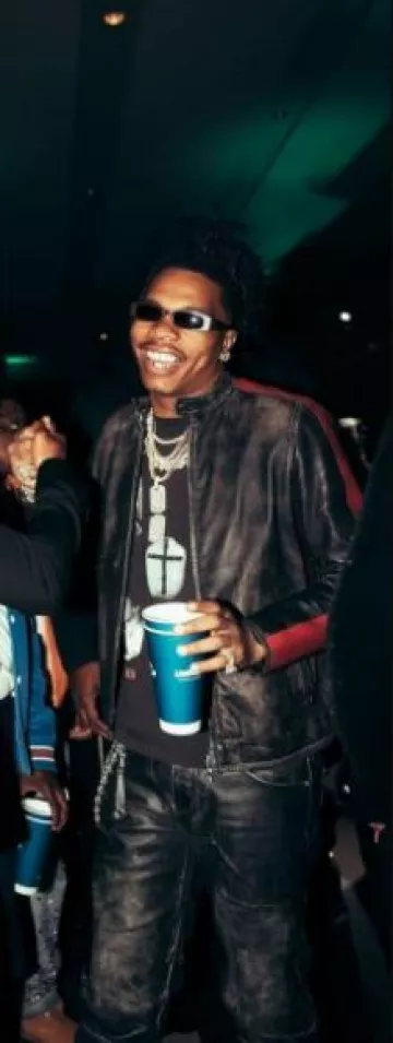 Diesel Worn Black & Red Stripe Leather Jacket usado por Lil Baby en la cuenta de Instagram @lildurkfs