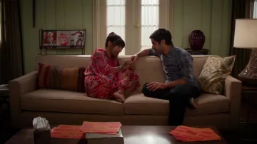 New Girl TV Series Outfits: Cece Parekh (Hannah Simone) wears Natori Pink Printed Kubilai Robe in season 2, episode 24
