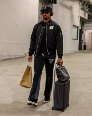 Jordan 11 Retro Jubilee 25th Anniversary worn by Jalen Hurts on the Instagram account @philadelphiaeagles