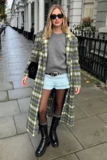 Ceinture Kate Cate Rem en cuir Curried noir portée par Chiara Ferragni sur sa Story Instagram le 13 octobre 2024