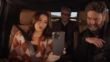 L'Agence Saylor 3/4 Sleeveless Cardigan worn by Eva Longoria (Eva Longoria) as seen in Only Murders in the Building (S04E08)