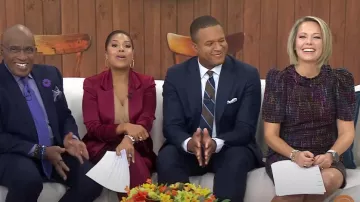 Alice + Olivia Denny Blazer en satin à simple boutonnage en bordeaux porté par Sheinelle Jones comme on le voit dans Today le 29 octobre 2024