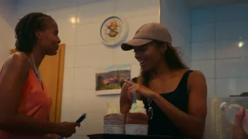 Camiseta sin mangas Babaton Sculpt Knit usada por Gabby Thomas como se ve en SPRINT (S01E06)