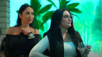 Zando Women Cropped Puffer Vest Sleeveless Lightweight Warm Vest worn by Deena Nicole Cortese as seen in Jersey Shore: Family Vacation (S07E22)