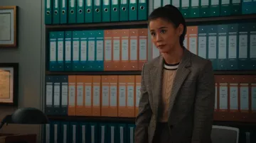 Suéter de manga corta Tommy Hilfiger Cable Pullover para mujer usado por Sarah (Leah Lewis) como se ve en Matlock (S01E04)