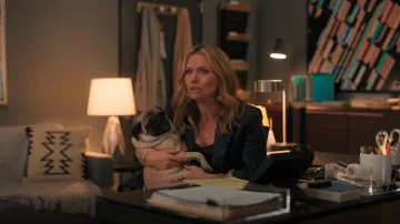 Veronica Beard Plaid Dickey Jacket portée par Lorna Crane (Becki Newton) comme on le voit dans The Lincoln Lawyer (S03E02)