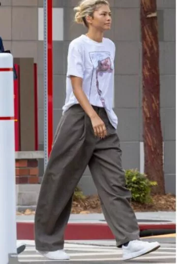 On Running The Roger Centre Court worn by Zendaya Coleman in Los Angeles on October 17, 2024