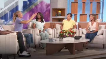 Baskets à plateforme Converse Chuck Taylor® All Star® portées par Amanda Kloots comme on le voit dans The Talk le 1er novembre 2024