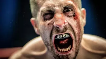El auténtico protector bucal HOPE de Billy Hope (Jake Gyllenhaal) en Rage in the Belly