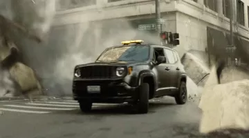 The  Jeep Renegade of Bruce Wayne (Ben Affleck) in Batman v Superman: Dawn of Justice