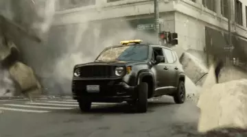 The  Jeep Renegade of Bruce Wayne (Ben Affleck) in Batman v Superman: Dawn of Justice