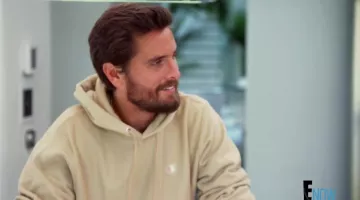 Le Pull beige de Scott Disick dans Keeping Up With The KARDASHIANS