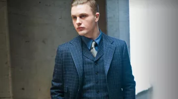 El traje de cuadros azul de Jimmy Darmody (Michael Pitt) en Boardwalk Empire