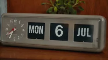 The digital clock in the Master of None
